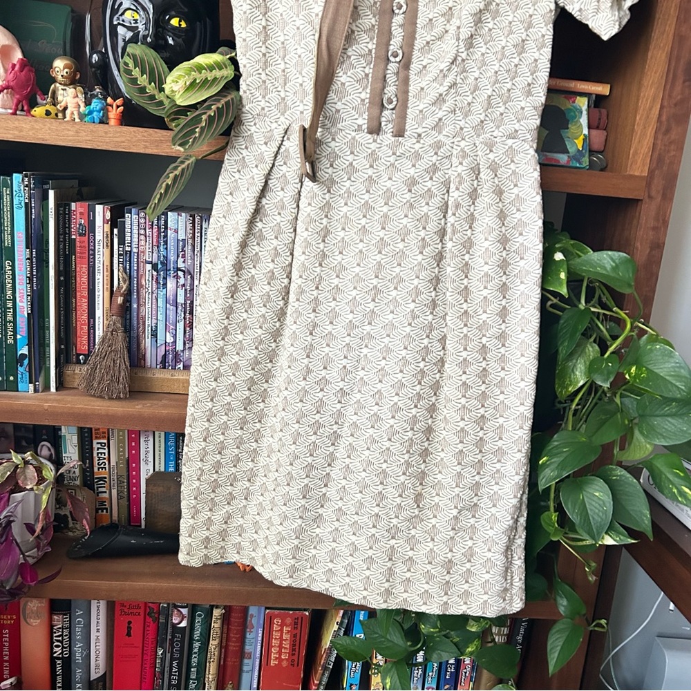 Vintage Cream & Tan Belted Sweater Dress - Picture 5 of 14